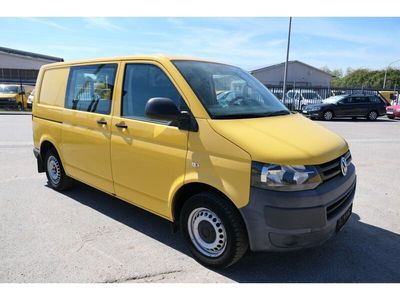 Gebraucht VW T5 84 PS (61 kW) 2011 Ginstergelb r1032 Van