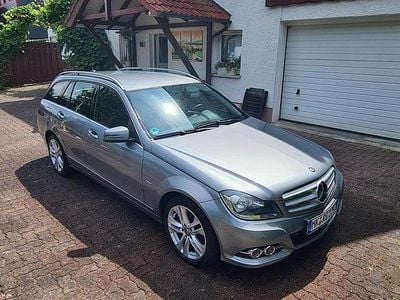 Mercedes 220