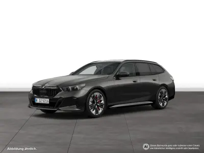 Gebraucht BMW 540 M Sport 286 PS (210 kW) 2026 Grau Kombi