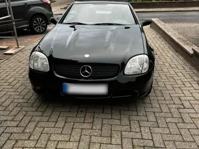 Gebraucht Mercedes SLK230 AMG line 193 PS (141 kW) 1997 Schwarz Cabrio