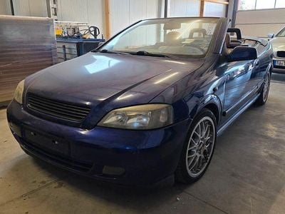 Usata Opel Astra Cabriolet Edition 147 CV (108 kW) 2003 Blu Cabrio