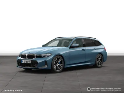 Gebraucht BMW 330e M Sport 292 PS (214 kW) 2025 Blau Kombi