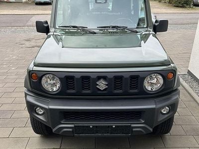 Gebraucht Suzuki Jimny Comfort 102 PS (75 kW) 2023 Grün SUV