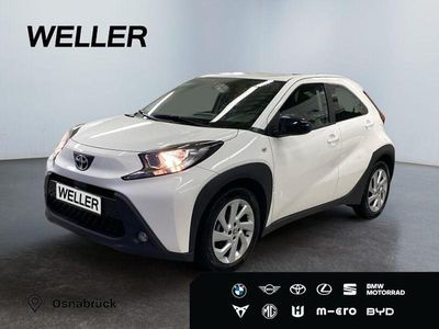 Gebraucht Toyota Aygo X X-play 72 PS (52 kW) 2022 Pianosaweiß SUV