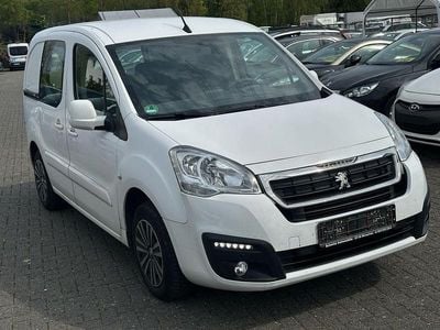 Second-hand Peugeot Partner Premium 120 CP (88 kW) 2018 Alb Monovolum