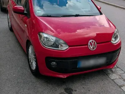 Gebraucht VW up! 75 PS (55 kW) 2012 Rot Kleinwagen