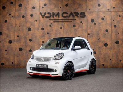 Tridionsicherheitszelle weiss Gebraucht 2017 Smart ForTwo Coupé Brabus Kleinwagen | 32.356 €