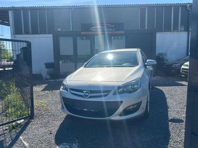 Gebraucht Opel Astra Edition 120 PS (88 kW) 2014 Silber Kombi