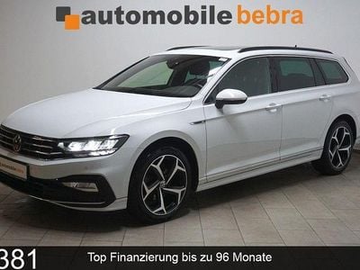 Gebraucht VW Passat 150 PS (110 kW) 2023 Gletscherweiã Kombi