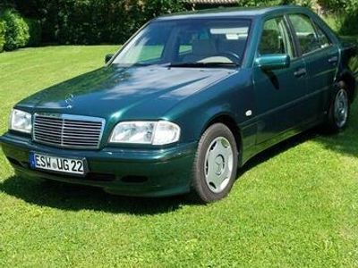 Mercedes C180