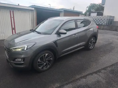Gebraucht Hyundai Tucson Trend 177 PS (130 kW) 2019 Silber SUV