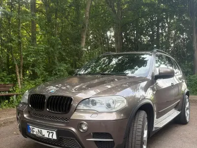 Gebraucht BMW X5 249 PS (183 kW) 2011 Braun SUV