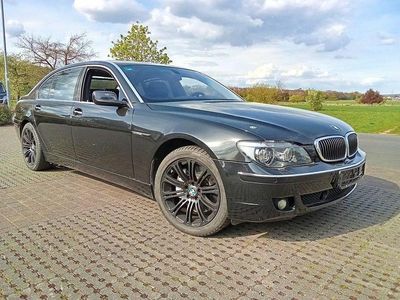 Usado BMW 760L 445 HP (327 kW) 2005 Preto Sedan