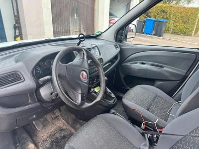 Usata Fiat Doblò 90 CV (66 kW) 2014 Bianco Monovolume