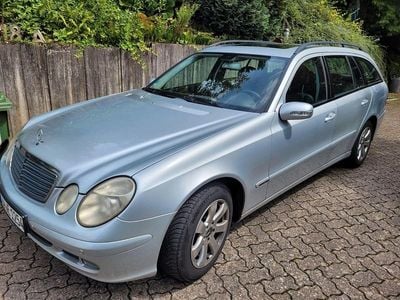 Mercedes E220