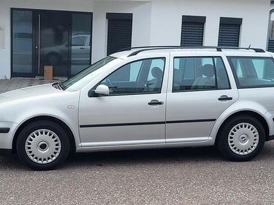 Silber Gebraucht 2000 VW Golf IV Kombi | 4.200 € (Etwas zu teuer)