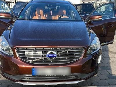 Braun Gebraucht 2014 Volvo XC60 SUV | 18.000 € (Fairer Preis)