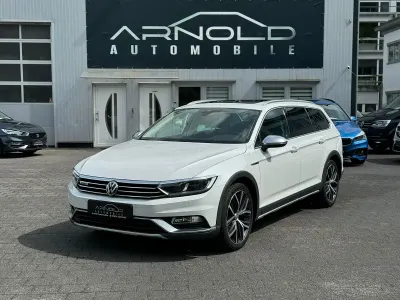 Gebraucht VW Passat Alltrack 190 PS (139 kW) 2018 Weiß Kombi