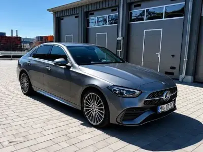 Gebraucht Mercedes C220 AMG 197 PS (144 kW) 2024 Grau Limousine