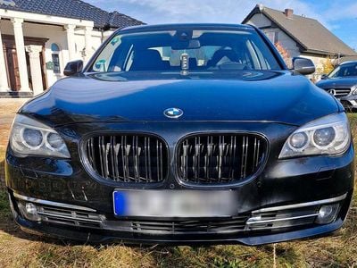 Gebraucht BMW 750 381 PS (280 kW) 2013 Schwarz Limousine
