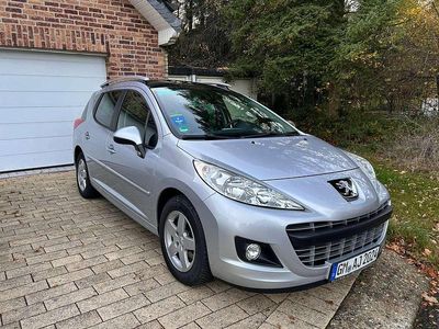 Gebraucht Peugeot 207 Family 95 PS (69 kW) 2011 Silber Kombi
