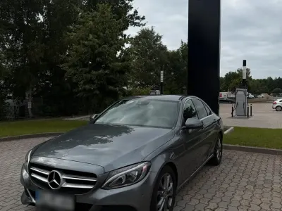 Gebraucht Mercedes C180 Avantgarde 156 PS (114 kW) 2018 Grau Limousine