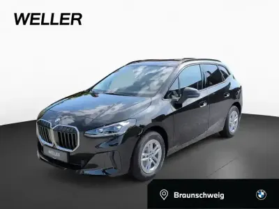 Neu BMW 218 Luxury Line 136 PS (100 kW) 2026 Skyscraper grau (grau) Van / Kleinbus