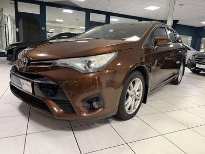 Gebraucht Toyota Avensis Business Edition 143 PS (105 kW) 2015 Braun Kombi