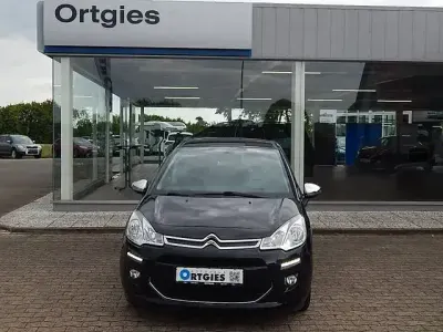 Gebraucht Citroën C3 SELECTION 82 PS (60 kW) 2014 Schwarz Limousine
