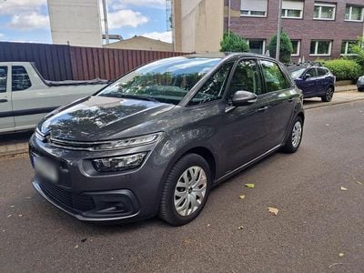 Grau Gebraucht 2018 Citroën C4 SpaceTourer Live Van / Kleinbus | 7.900 € (Fairer Preis)
