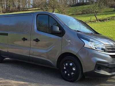 Usado Fiat Talento Basis 120 HP (88 kW) 2020 Cinzento Monovolume