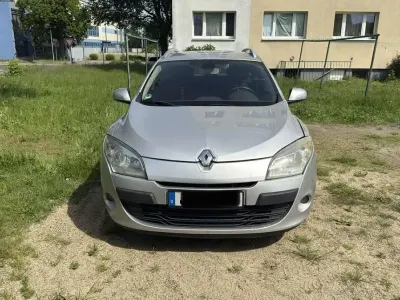 Używany Renault Mégane GrandTour Expression 106 KM (77 kW) 2012 Kombi