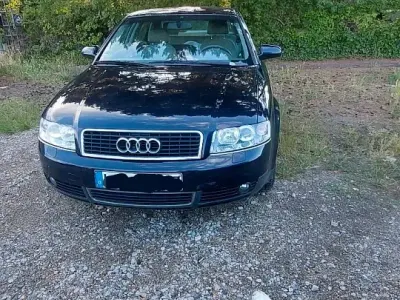 Gebraucht Audi A4 130 PS (95 kW) 2002 Blau Limousine