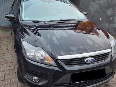 Gebraucht Ford Focus 100 PS (73 kW) 2009 Schwarz Kleinwagen