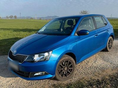 Gebraucht Skoda Fabia Ambition 110 PS (80 kW) 2015 Blau Kleinwagen