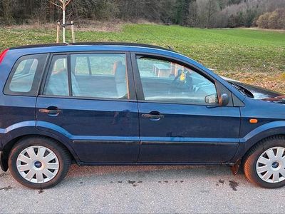 Gebraucht Ford Fusion 80 PS (58 kW) 2003 Blau Kleinwagen