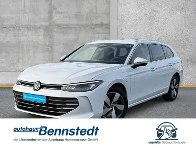 Gebraucht VW Passat Business 204 PS (150 kW) 2025 Weiß Kombi