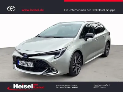 Neu Toyota Corolla 196 PS (144 kW) 2026 Silber Kombi