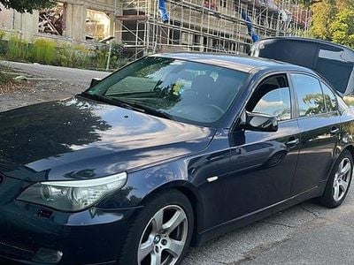 BMW 525