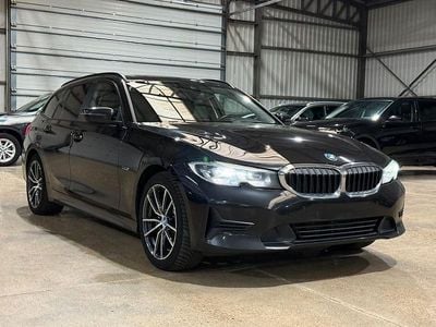 Gebraucht BMW 320e Sport Line 163 PS (119 kW) 2021 Schwarz Kombi