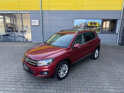 Gebraucht VW Tiguan Life 122 PS (89 kW) 2013 Rot SUV