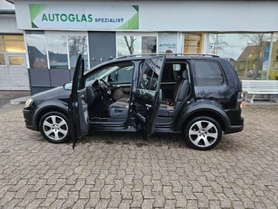 VW Touran Cross