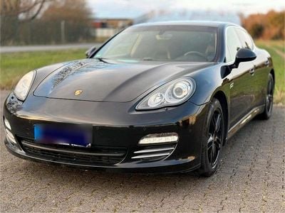 Porsche Panamera 4S