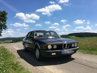 Gebraucht BMW 735 218 PS (160 kW) 1985 Braun Limousine
