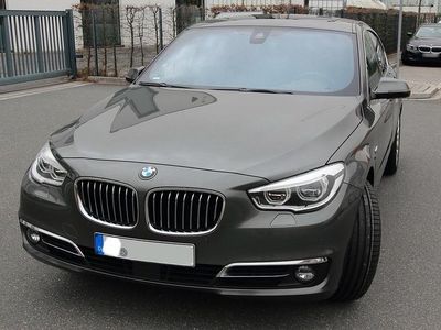 Second-hand BMW 530 Luxury Line 258 CP (189 kW) 2015 Auriu Berlinǎ