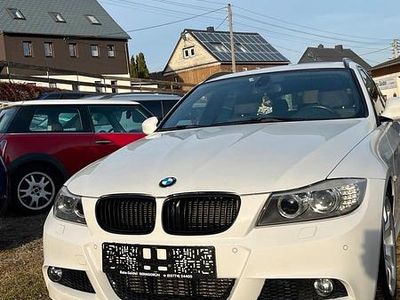 Gebraucht BMW 330 M Sport 245 PS (180 kW) 2011 Weiß Kombi