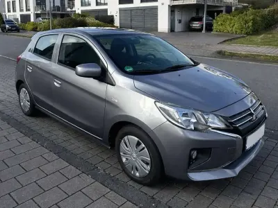 Occasion Mitsubishi Space Star Select 71 PK (52 kW) 2023 Grijs Hatchback