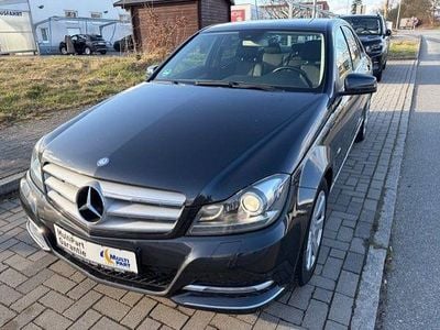 Gebraucht Mercedes C200 184 PS (135 kW) 2011 Schwarz Limousine
