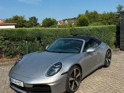 Gebraucht Porsche 911 Carrera Cabriolet 394 PS (289 kW) 2025 Silber Cabrio