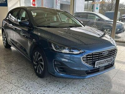 Gebraucht Ford Focus Titanium 125 PS (91 kW) 2023 Chromablau metallic Limousine